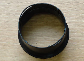 Brizganje termoplastov