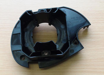 Brizganje termoplastov